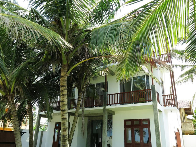Others 2, Villa Beach Road Ambalangoda, Balapitiya