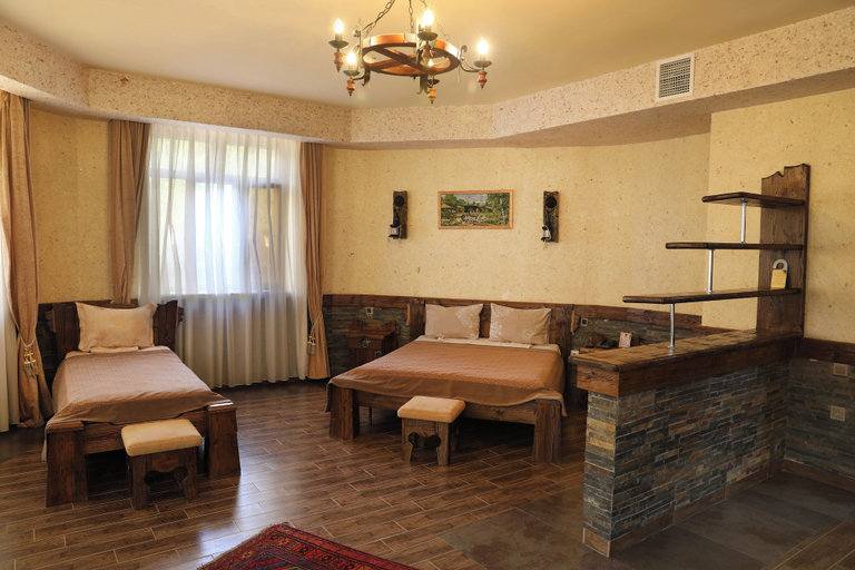 Room 4, Senger Qala Riverside, Qax