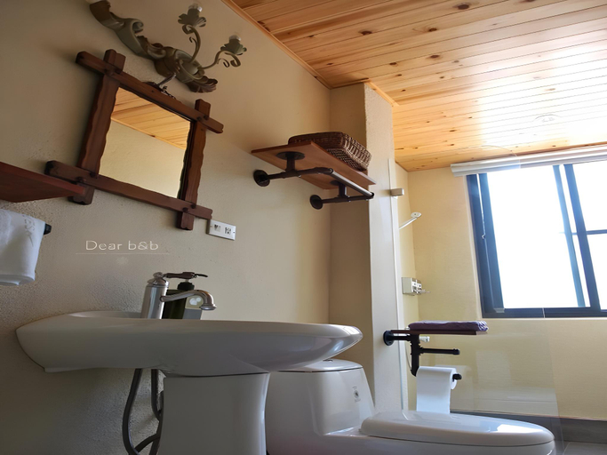 Bathroom 2, Drum-Fang B&B, Kaohsiung