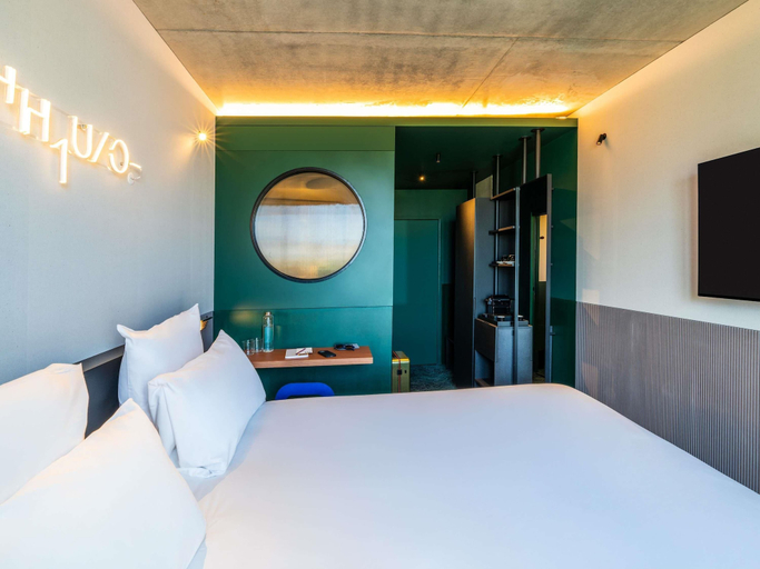 Bedroom 4, TRIBE Paris Clichy, Hauts-de-Seine