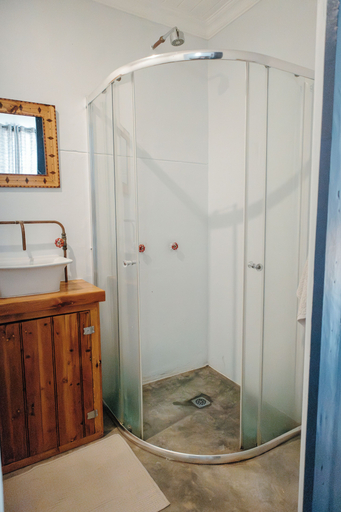 Room 4, The Old Posthouse, Eden