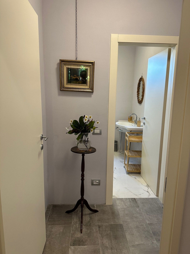 Others 5, Villa Dom, Piacenza