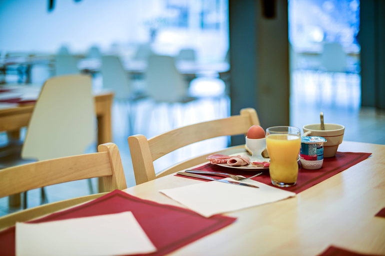 Food & Drinks 4, Comfort Aparthotel Divonne La Versoix, Ain