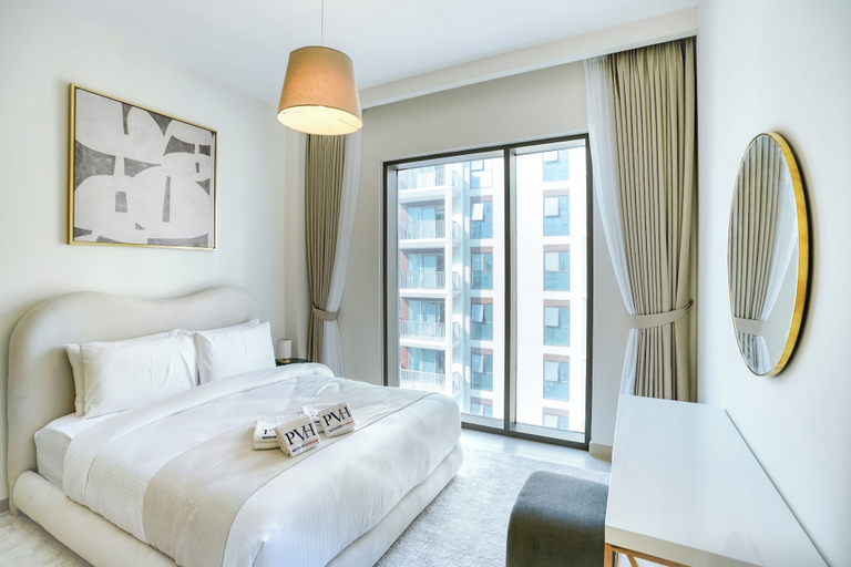 Room 5, PVH - Lotus Creek Beach 1BR, Dubai