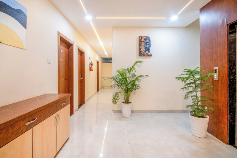 Building design, Hotel Clover Inn by Onyx Group, Indore