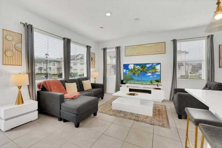 Living area 4, 3 Beds 3 Baths Cozy Town Home 3 Bedroom Townhouse, Polk