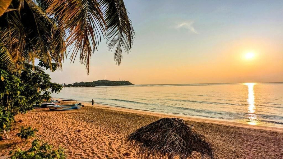 Beach 5, Dutch Villa Trincomalee, Trincomalee Town and Gravets