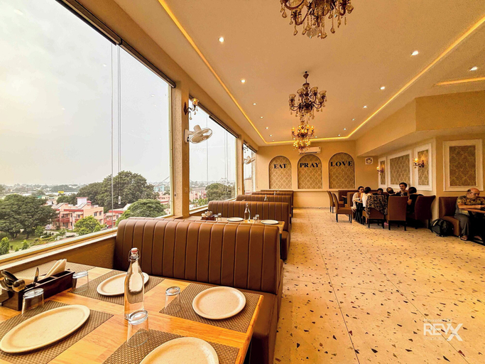 Food & Drinks 5, Hotel Nirvana Palace, Garhwal