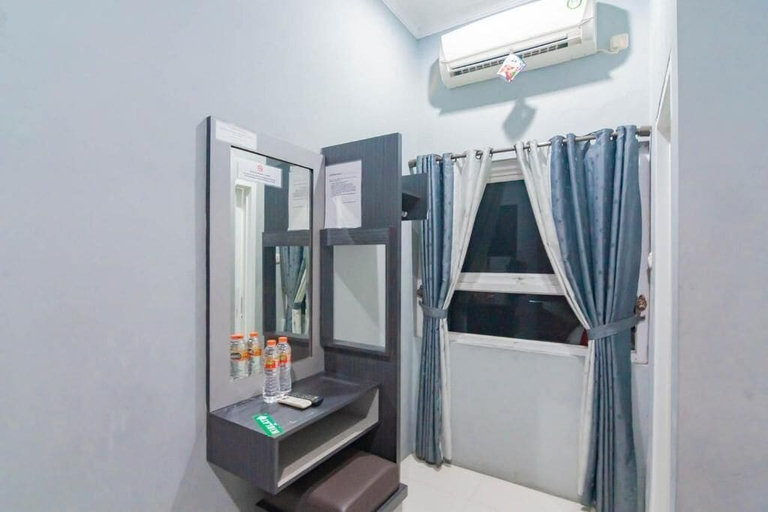 Bathroom, Sangkan Hurip Kuningan Hiyel, Kuningan