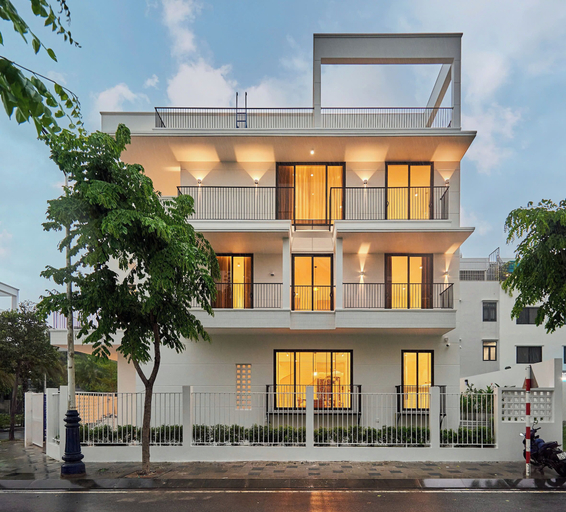 Front of property, Villa Mystery Riverside 8 Bedrooms, District 2