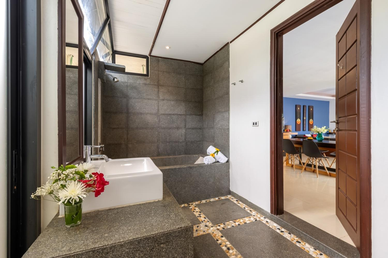 Bathroom 3, Lipa Talay Jed, Ko Samui