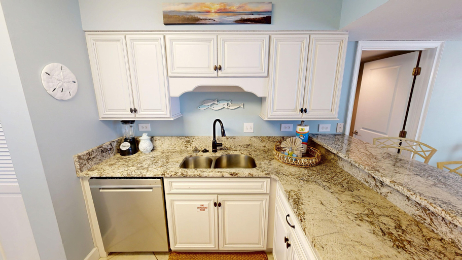 Private kitchen 2, Mainsail 255 3 Bedroom Condo, Walton