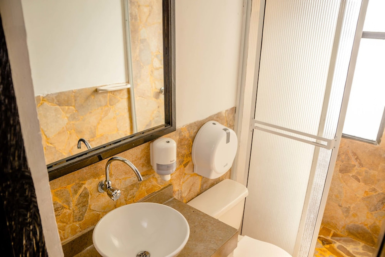 Bathroom 3, Hotel Sansiraka by GEH Suites, Santa Marta (Dist. Esp.)