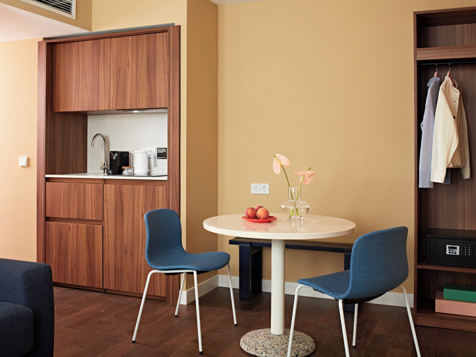 Private kitchenette 4, Numa Stuttgart Rotebühlplatz, Stuttgart