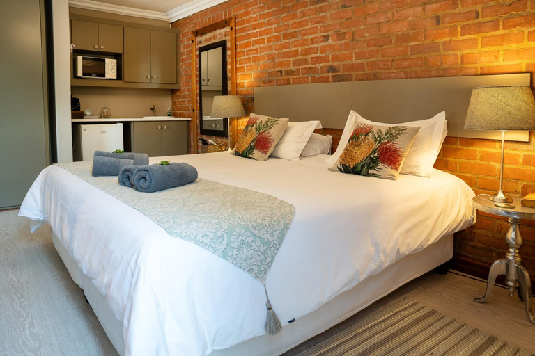 Bedroom 2, Klip en Kristal Guesthouse, Waterberg