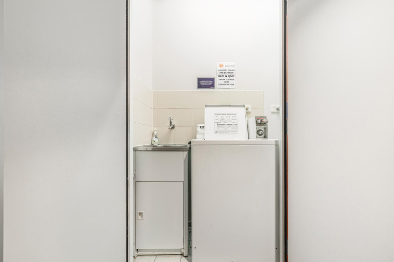 Bathroom 2, Punthill Apartment Hotel - Flinders Lane, Melbourne