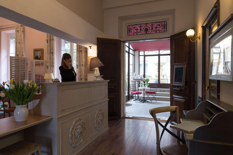 Public Area 2, The Originals Boutique, Hôtel du Parc, Cavaillon, Vaucluse