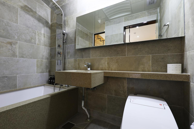 Bathroom 4, Gwangmyeong W Hotel, Geum-cheon
