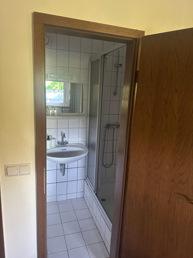 Bathroom, Motel zur Festwiese, Gotha