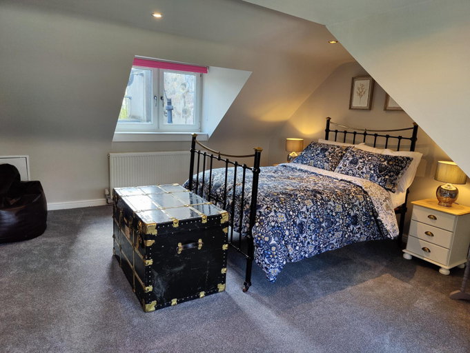 Bedroom 2, NEW Fabulous 2BD Maisonette Dunfermline, Fife, Fife
