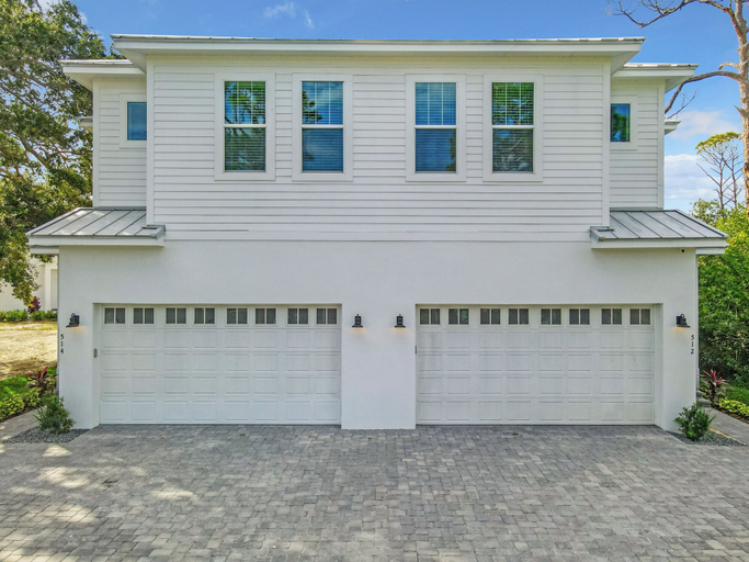 Exterior 4, Lala at the Beach 512, Volusia