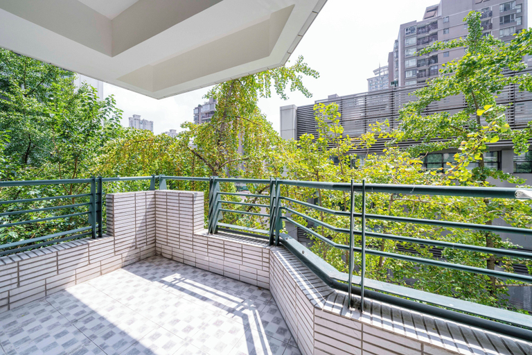 Exterior, Tyms Stylish 3BR 2BA Apt Xujiahui Shops, Shanghai