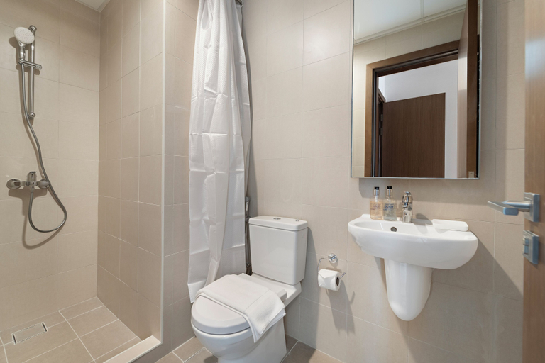Bathroom 2, 2BR M Canal Front B3 Waterfront Views, Dubai