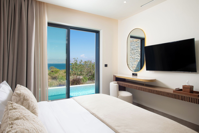 Bedroom 3, Vione Paros Hotel, South Aegean