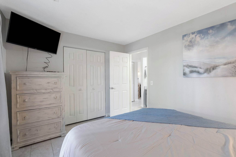 Bedroom 2, Branson Golfers Nook - Near DT Branson!, Taney