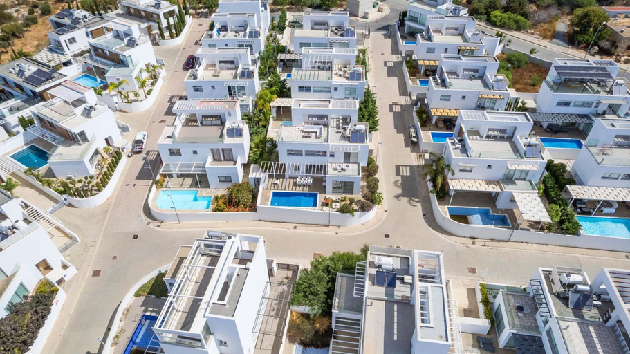 View 4, Elite Blu Heights Villa