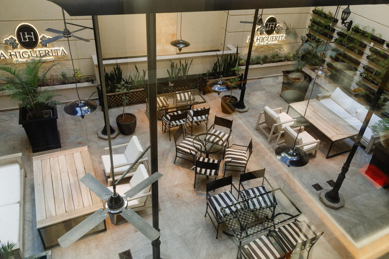 Food & Drinks 4, Amerian Executive Cordoba, Capital