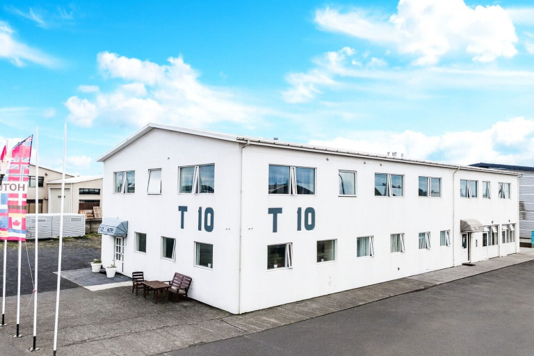 Primary image