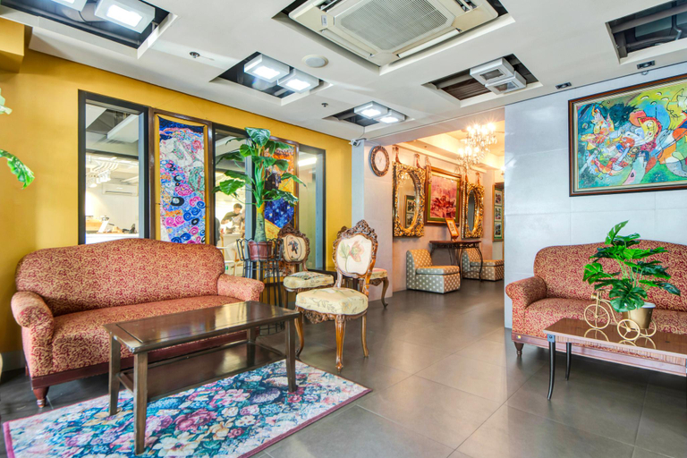 Public Area 2, CEO Flats, Makati City