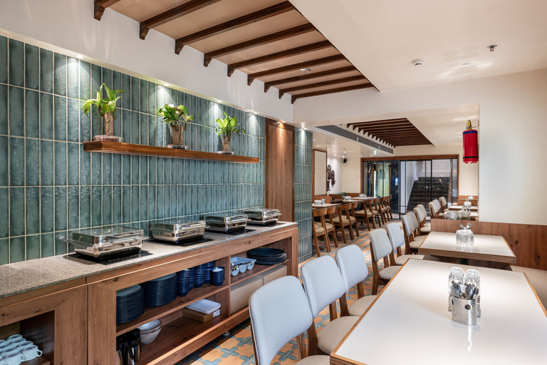 Food & Drinks 5, Nine Square Residency, Mumbai Suburban