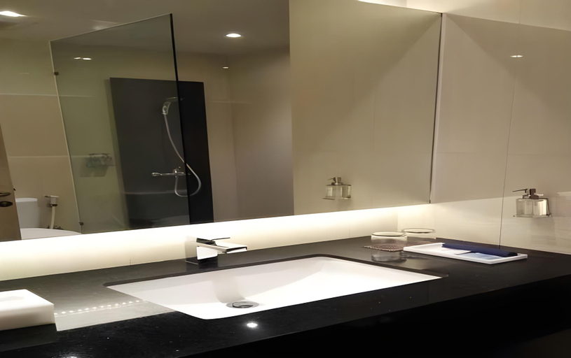 Bathroom 3, Bromo Park Hotel, Probolinggo