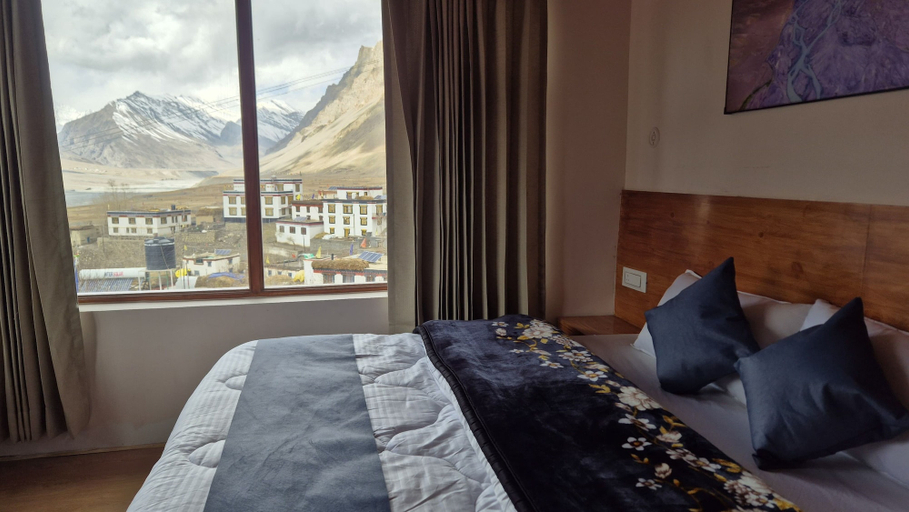 Room 5, The White Mountain Stays - Key, Lahul & Spiti