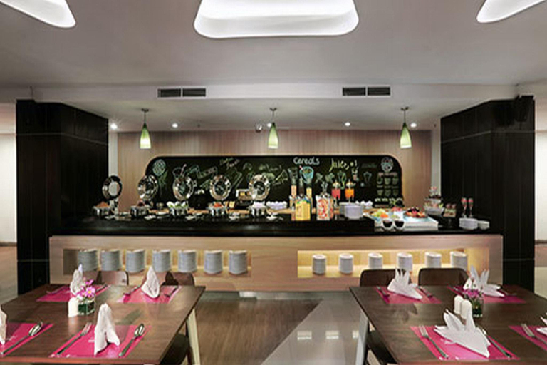 5, Yusra Inn Hotel Bekasi, Bekasi