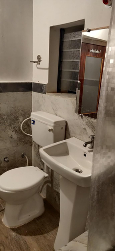 Bathroom 4, Jamtara FarmStay, Chhindwara