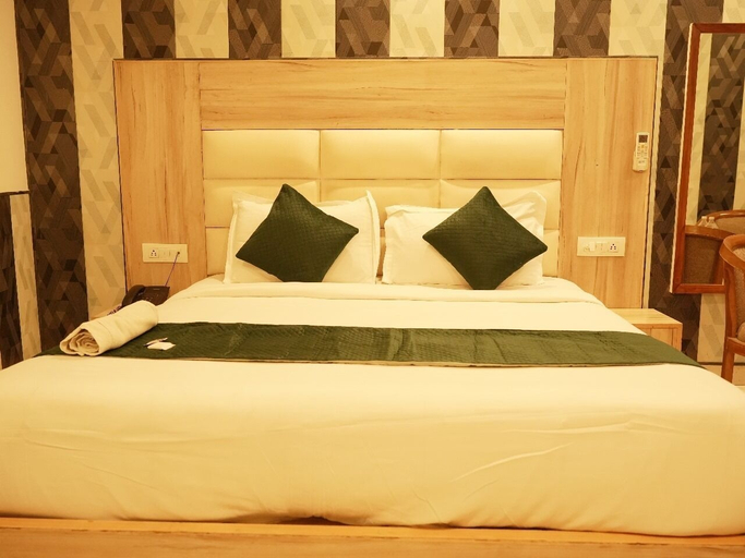 Room 5, GROW MODESTY, Delhi