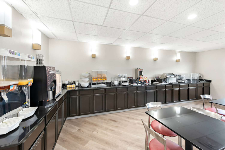 Food & Drinks 4, Comfort Suites Columbus, Franklin