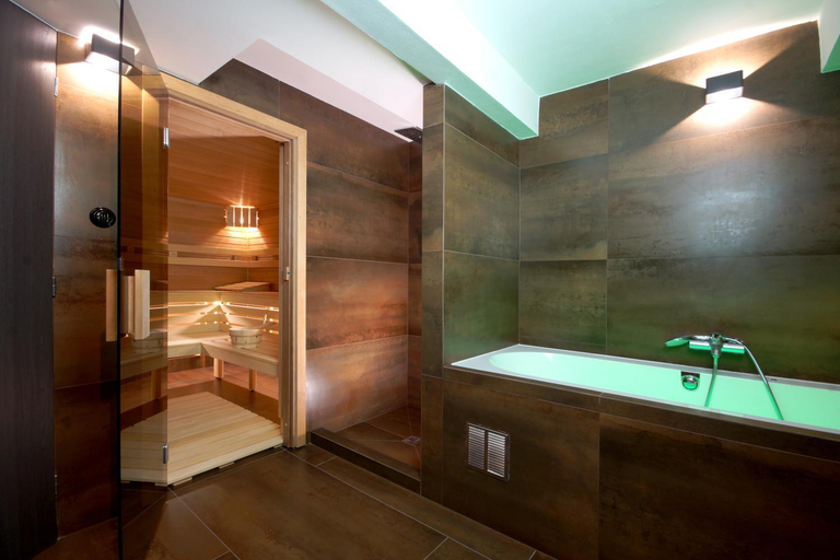 Bathroom 3, Libusina Villa, Kutná Hora