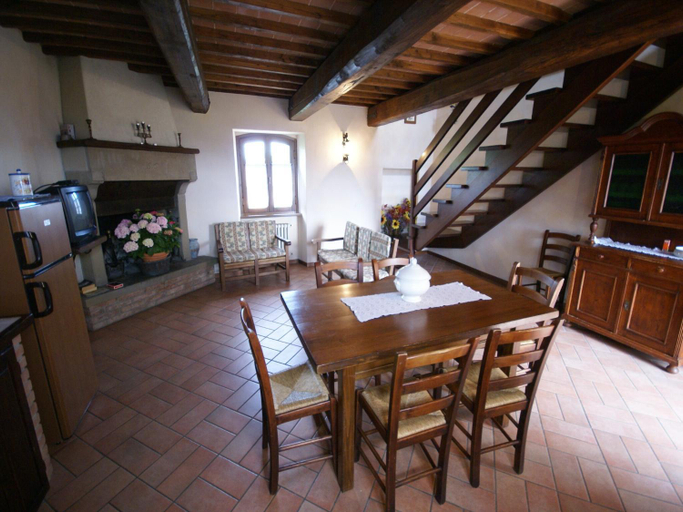 Others 4, Nice apartment with pool and beautiful garden, Perugia