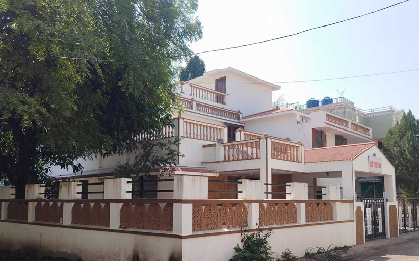 Front of property 3, Hotel Royal Inn, Pune