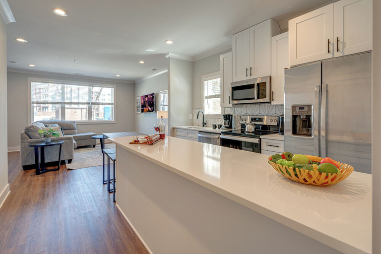 Interior 2, Merry Melrose -mins to Broadway- Sleeps 6, Davidson