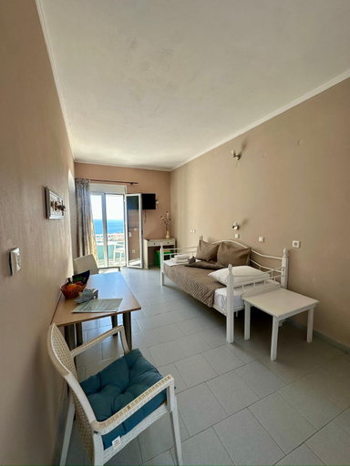 Others 4, Hotel Lenox, North Aegean