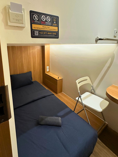 Bedroom 2, Althia Capsule Quarters, Badung