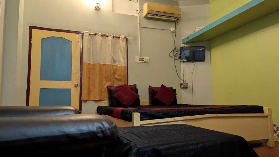 Room 3, Baikuntha Dham Bhakta Niwas, Puri