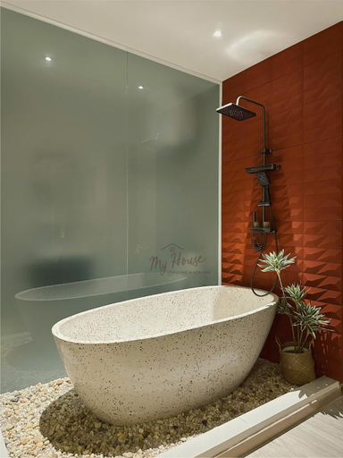Bathroom 3, My House Homestay, District 10