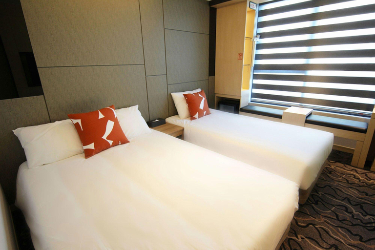 Bedroom 2, Jeju Grace Hotel, Seogwipo