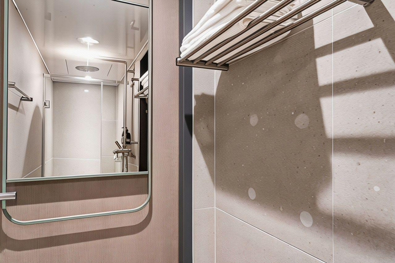 Bathroom 4, WABA Classic Gwanganri , Suyeong